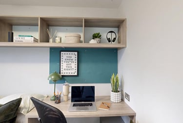 Canal View Room - Image 4