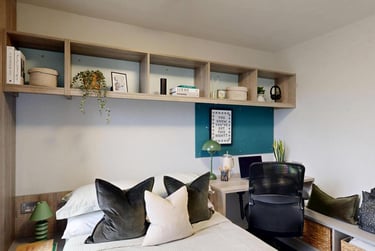 Canal View Room - Image 2