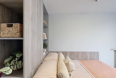 Non-Ensuite Room - Image 2