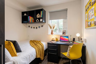 Premium Ensuite at Woodhouse Flats, St Marks Street, Woodhouse, Leeds, LS29EP - Image 3