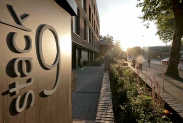 Canal View Ensuite - Image 12