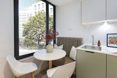 Silver Studio - Image 4