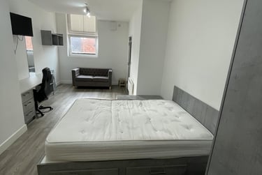 1 bed house, Stamford Street, Highfields, Leicester, LE16BD - Image 2