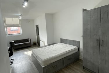 1 bed house, Stamford Street, Highfields, Leicester, LE16BD - Image 1