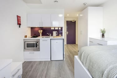 Standard Studio at The Cube Ealing, 11 Popes Lane, Ealing, London, W54NG - Image 1