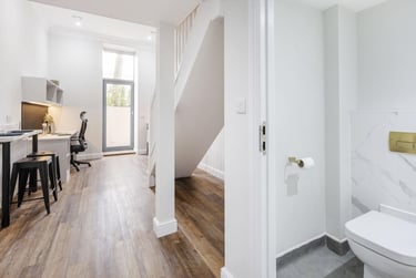 Superior Mezzanine Studio at 26 Great George Street, 26 Great George Street, City Centre, Leeds, LS13DL - Image 8