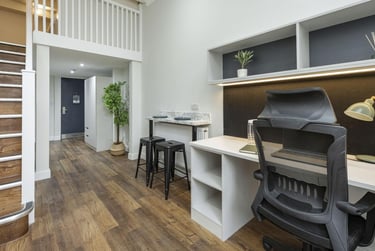 Superior Mezzanine Studio at 26 Great George Street, 26 Great George Street, City Centre, Leeds, LS13DL - Image 5