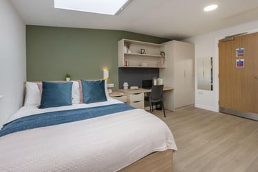 Classic Studio at Waterloo House, Fawcett Street, City Centre, York, YO104GB - Image 1