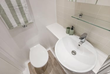 Classic Studio at Waterloo House, Fawcett Street, City Centre, York, YO104GB - Image 9