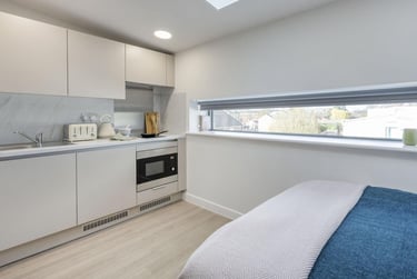 Classic Studio at Waterloo House, Fawcett Street, City Centre, York, YO104GB - Image 3