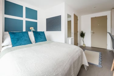 Bronze Studio at Timber Yard, Silverthorne Lane, Near University, Bristol, BS20QD - Image 5