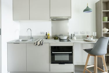 Gold Plus Studio at Timber Yard, Silverthorne Lane, Near University, Bristol, BS20QD - Image 3