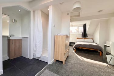 4 bed house, Sharrow Street, Highfield, Sheffield, S118BY - Image 1