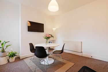 4 bed house, Margaret Street, Heeley, Sheffield, S14SX - Image 2