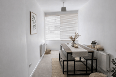 3 bed house, Hungerford Road, Twerton, Bath, BA13BX - Image 2