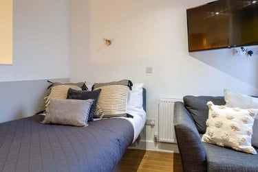 Classic Studio - Image 4