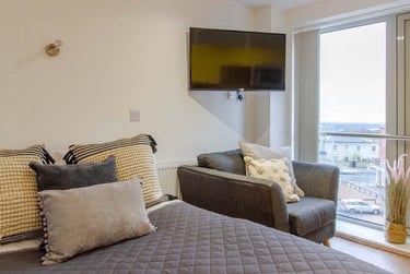 Classic Studio - Image 1