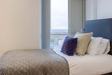 Classic Ensuite at Orbital, Ilkeston Road, Canning Circus, Nottingham, NG73GE - Image 1