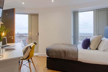 Classic Ensuite at Orbital, Ilkeston Road, Canning Circus, Nottingham, NG73GE - Image 4