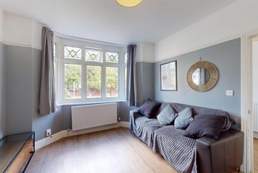 7 bed house, Lyddington Road, Northville, Bristol, BS70UU - Image 4