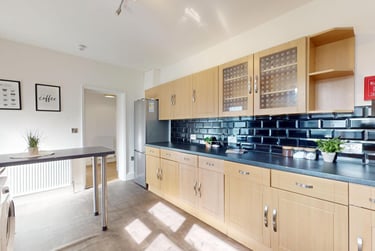 7 bed house, Lyddington Road, Northville, Bristol, BS70UU - Image 3