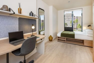 Studio at Press House, 81-88 Beresford Street, Woolwich, London, SE186BG - Image 2