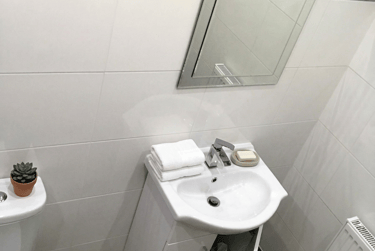 6 bed house, Ridgeway Terrace, Rampart Road, Leeds, LS62HU - Image 7