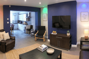 6 bed house, Ridgeway Terrace, Rampart Road, Leeds, LS62HU - Image 5