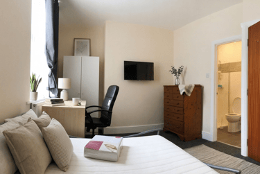 6 bed house, Ridgeway Terrace, Rampart Road, Leeds, LS62HU - Image 14