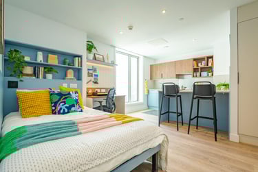 Gold Studio - Image 1