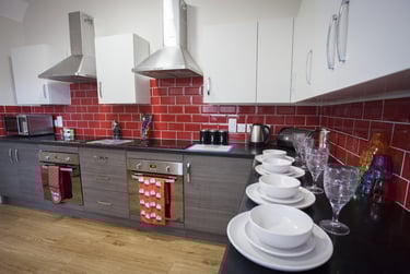 6 bed house, Bryn Road, Brynmill, Brynmill, Swansea, SA20AR - Image 1