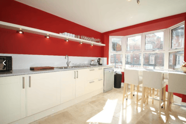 6 bed house, Lenton Boulevard, Lenton, Nottingham, NG72EN - Image 2