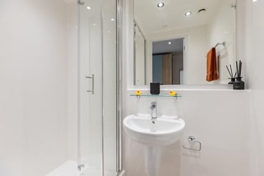 Gold Studio - Image 3