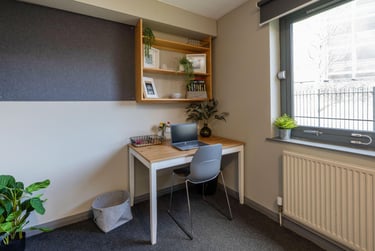 Premium Ensuite at Clarence Dock Village, Clarence Road, City Centre, Leeds, LS101LU - Image 2