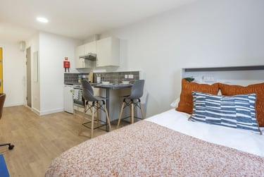 Silver Studio - Image 3