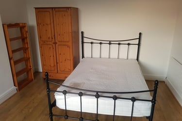 6 bed house, Burford Road, Hyson Green, Nottingham, NG76BB - Image 4