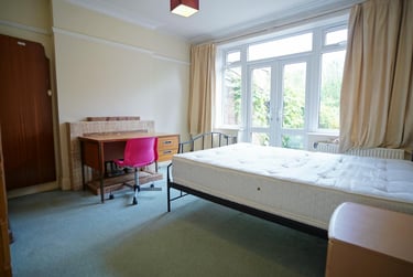 6 bed house, Westfield Drive, City Centre, Loughborough, LE113QJ - Image 4