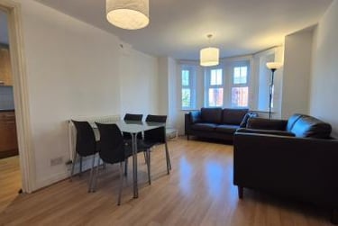 2 bed house, Wilmslow Road, Fallowfield, Manchester, M204NN - Image 5