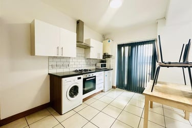 6 bed house, Church Grove, Lenton, Nottingham, NG72FG - Image 5