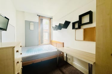 6 bed house, Church Grove, Lenton, Nottingham, NG72FG - Image 9