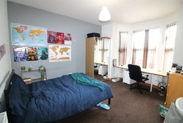 6 bed house, Lois Avenue, Lenton, Nottingham, NG72EY - Image 1