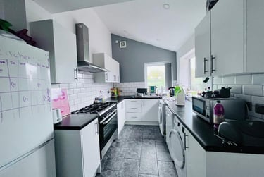 6 bed house, Cycle Road, Lenton, Nottingham, NG72DT - Image 4