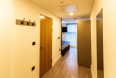 Standard Studio with Aircon - Image 11