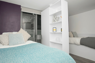 Large Twin Studio - Image 3