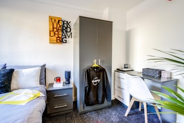Standard Room - Image 4