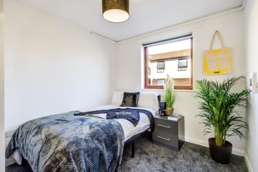 2 Bed Apartment - Image 2