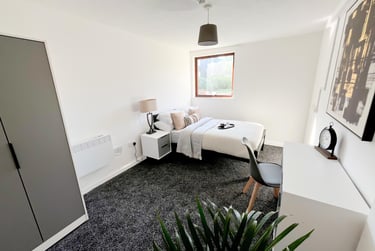 2 Bed Apartment - Image 5