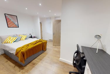 13 bed house, London Road, Victoria Park, Leicester, LE21ND - Image 8