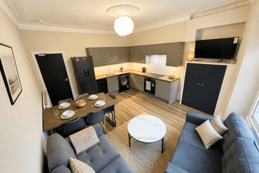 5 bed house, Whiteladies Road, Redland, Bristol, BS82RS - Image 1