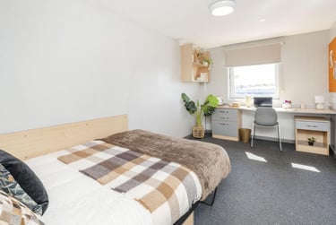 Premium Plus Ensuite - Image 1